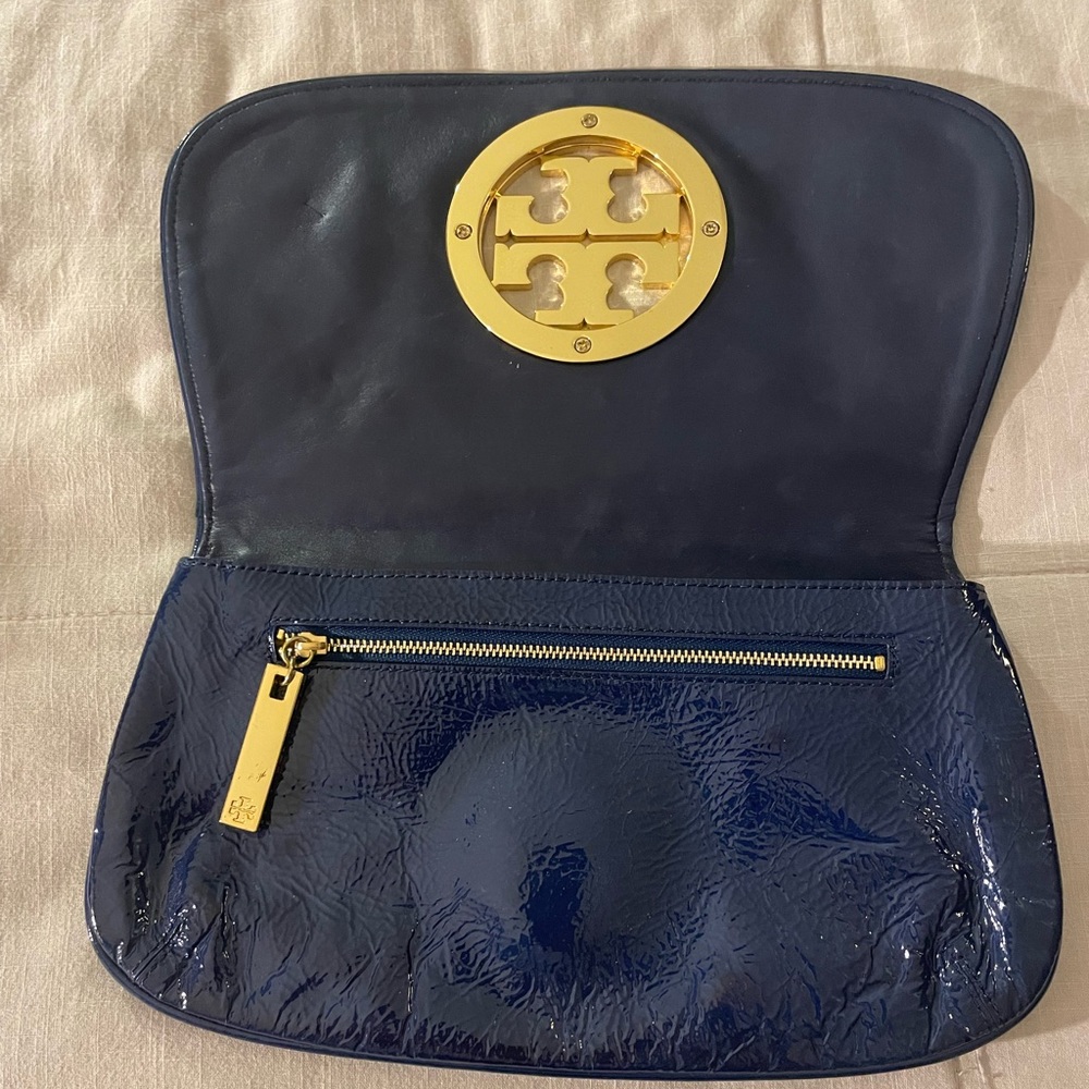 Tory Burch Navy Blue Gold Logo Patent Leather Clutch Purse